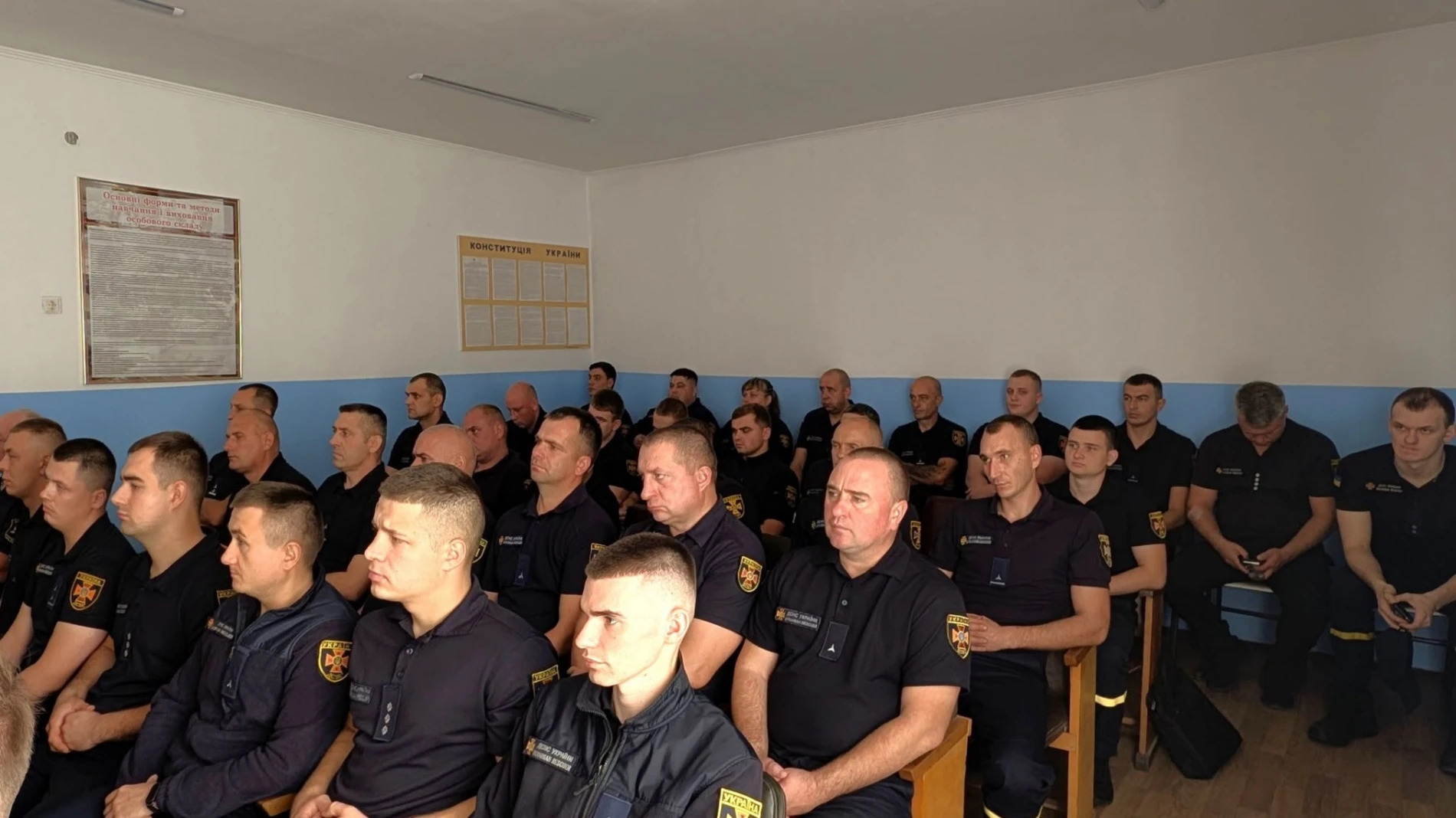 У Славуті з професійним святом привітали рятівників