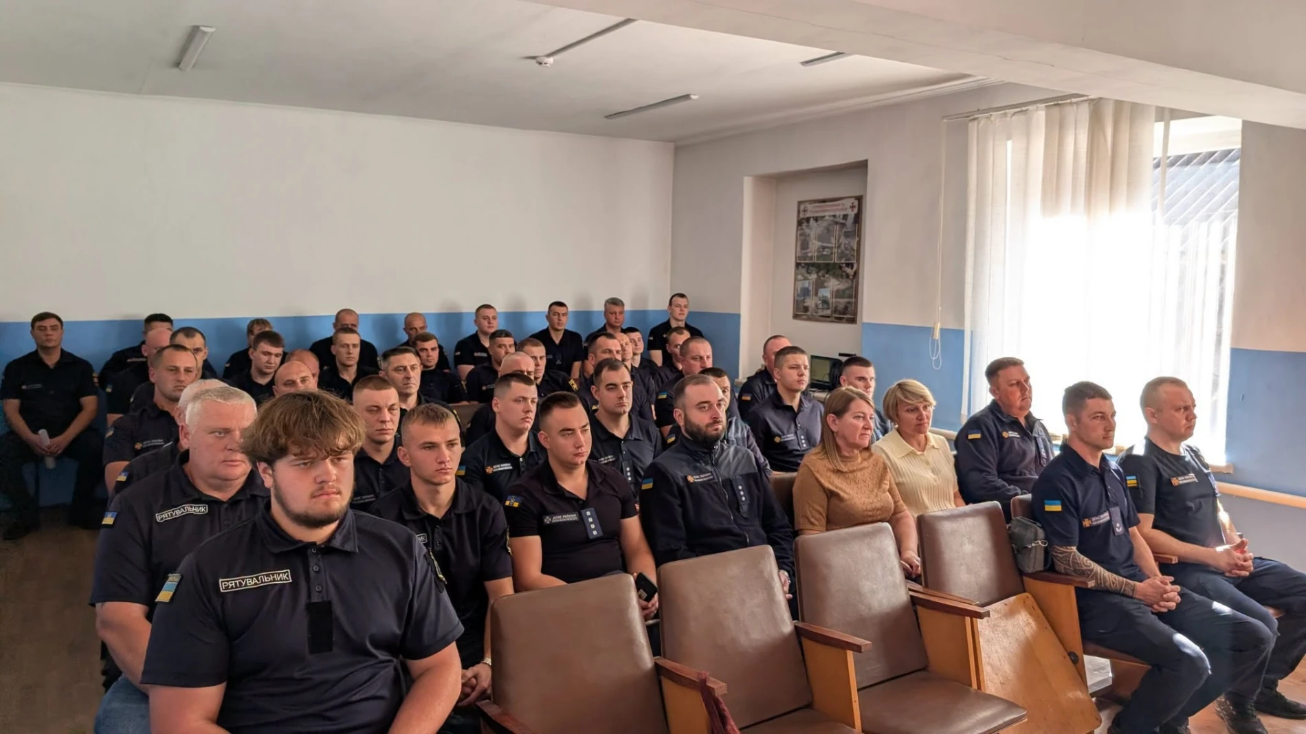 У Славуті з професійним святом привітали рятівників
