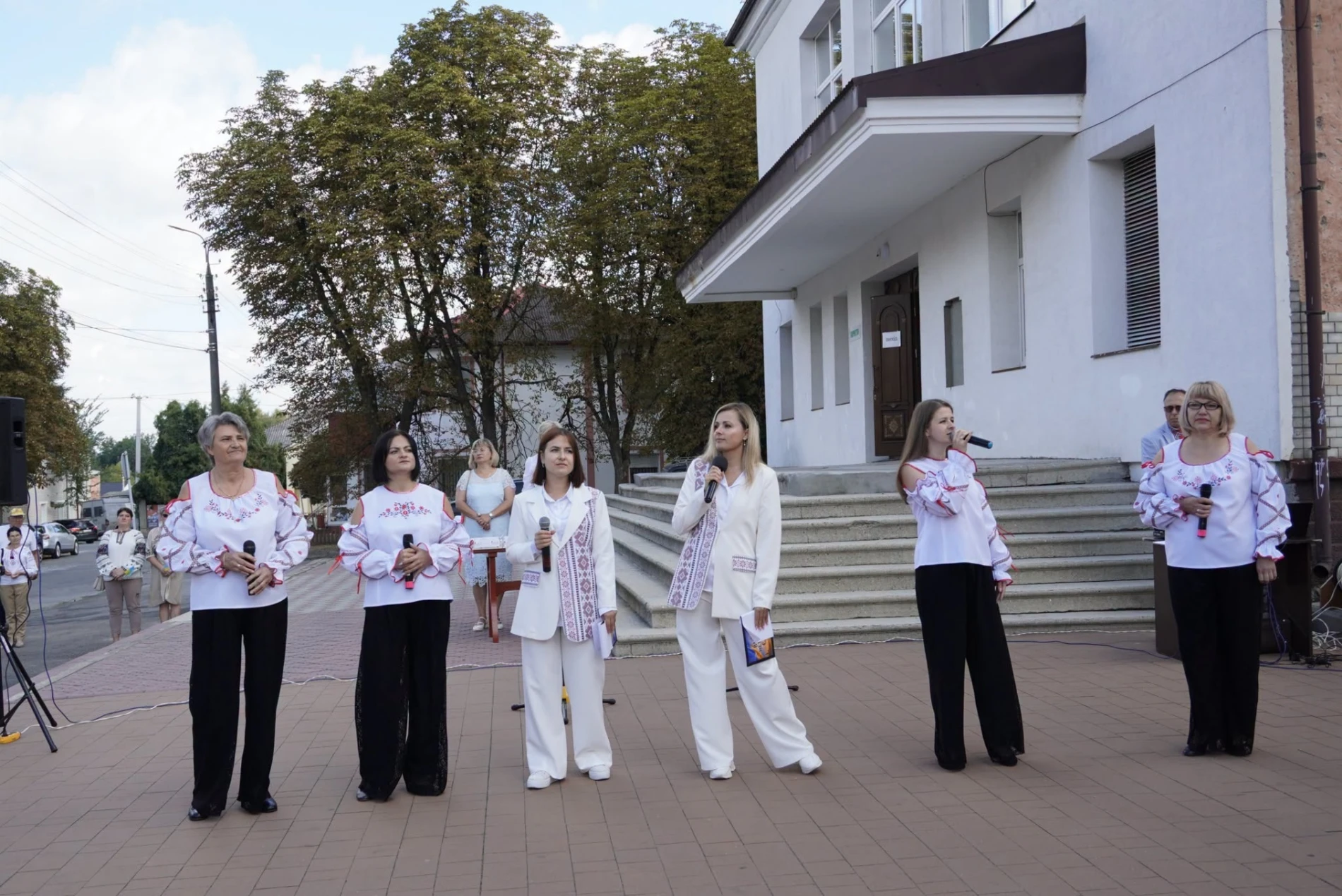Славутська громада відзначила День Державного Прапора та 35-ту річницю Незалежності України