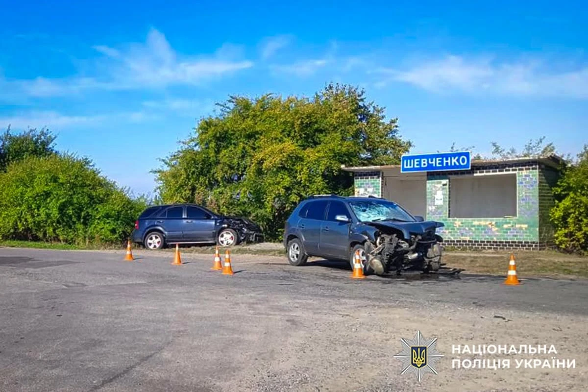 На Славутчині зіткнулися два позашляховики: травмувалися дві жінки