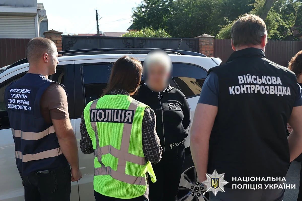 Чергова схема ухилення від призову: поліцейські викрили 59-річну організаторку