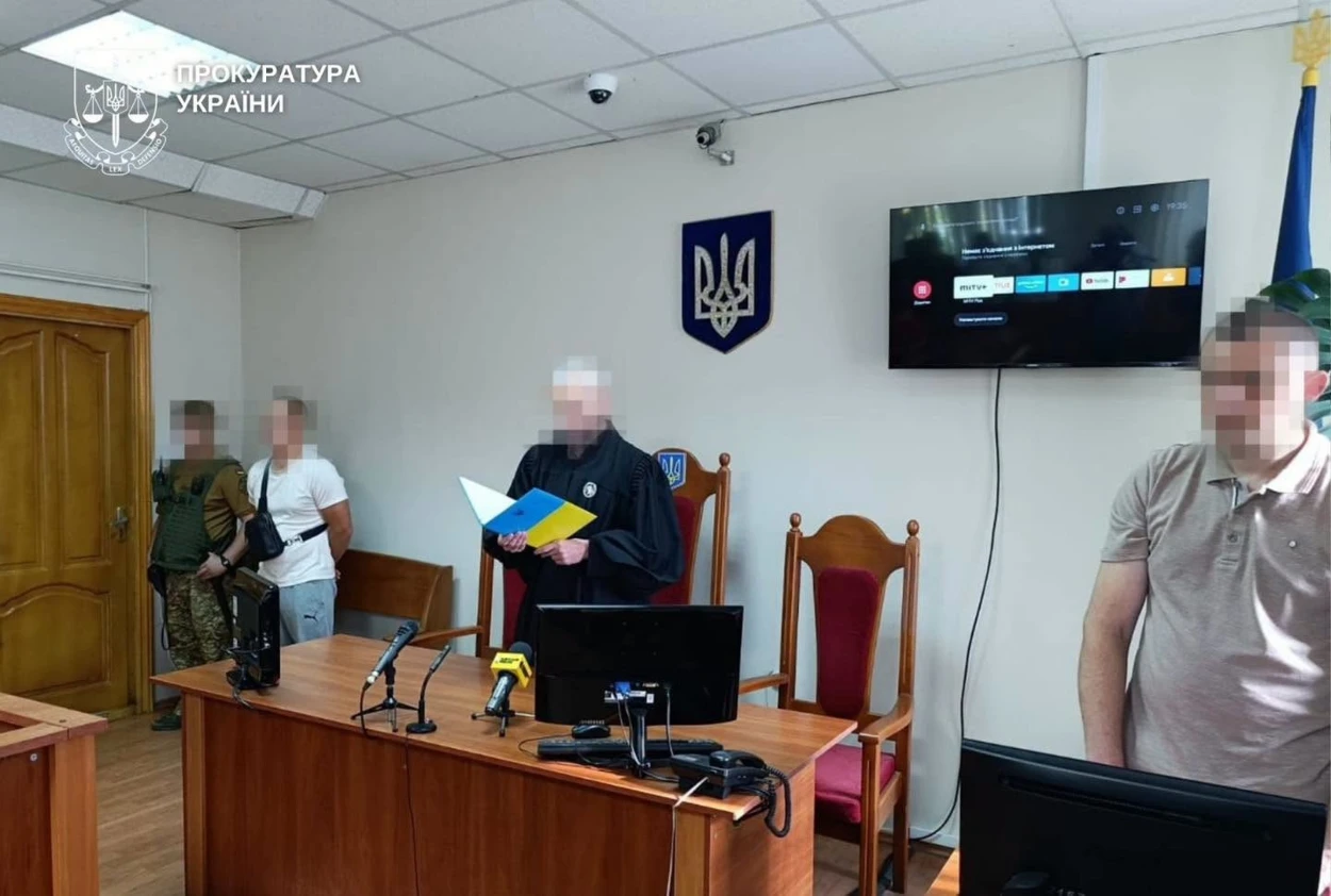 Директора мовного центру у Хмельницькому засуджено за зберігання дитячої порнографії