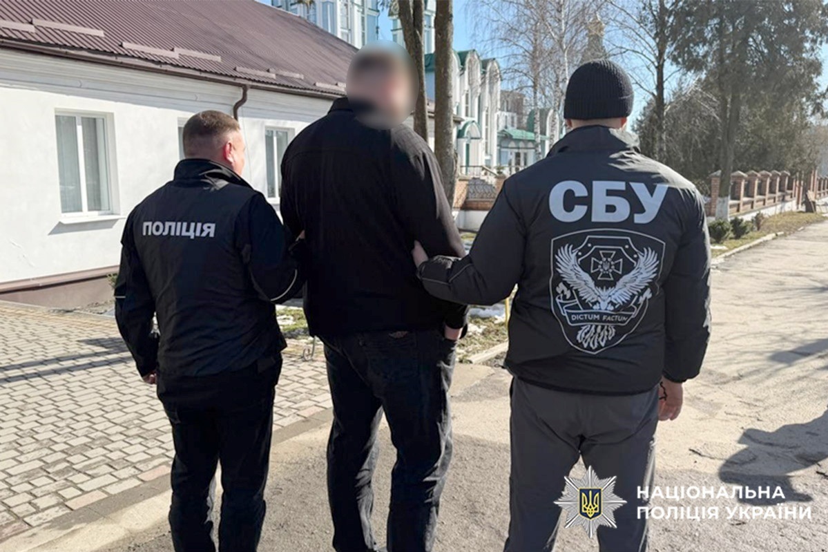 На Хмельниччині правоохоронці викрили на хабарництві директора комунального лісгоспу