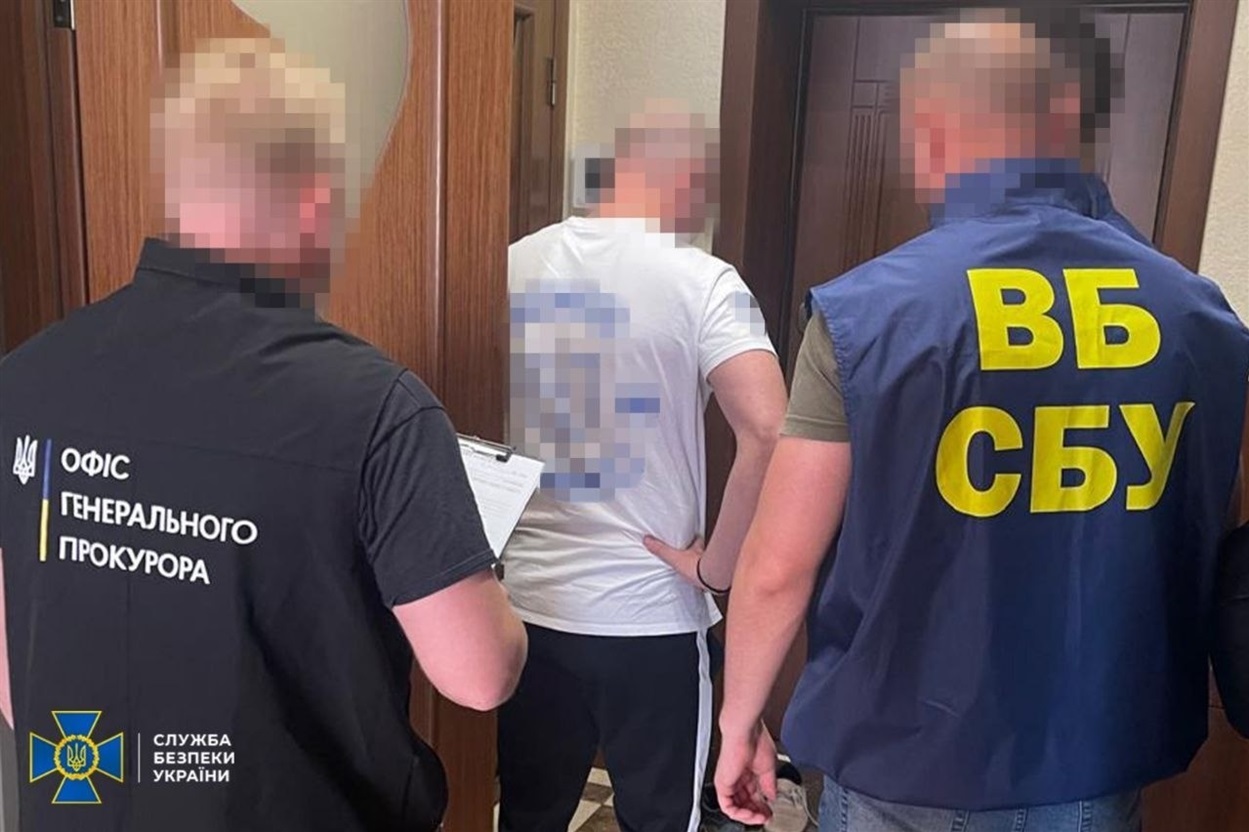 Заступник голови Хмельницької ОВА отримував «відкати» за підписання контрактів з ремонту доріг