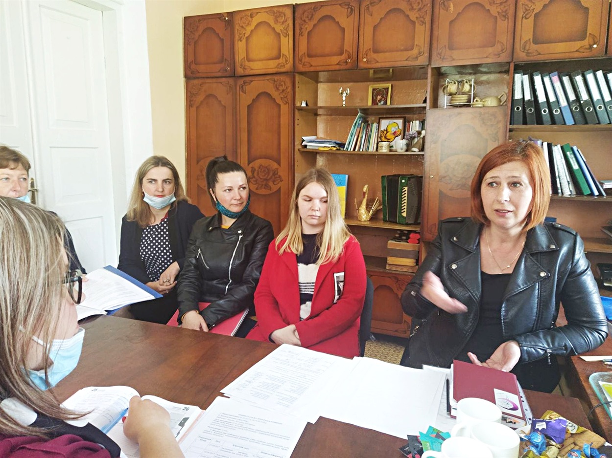 Засідання команди психолого-педагогічного супроводу в Губелецькому навчальному закладі з фахівцями ІРЦ.