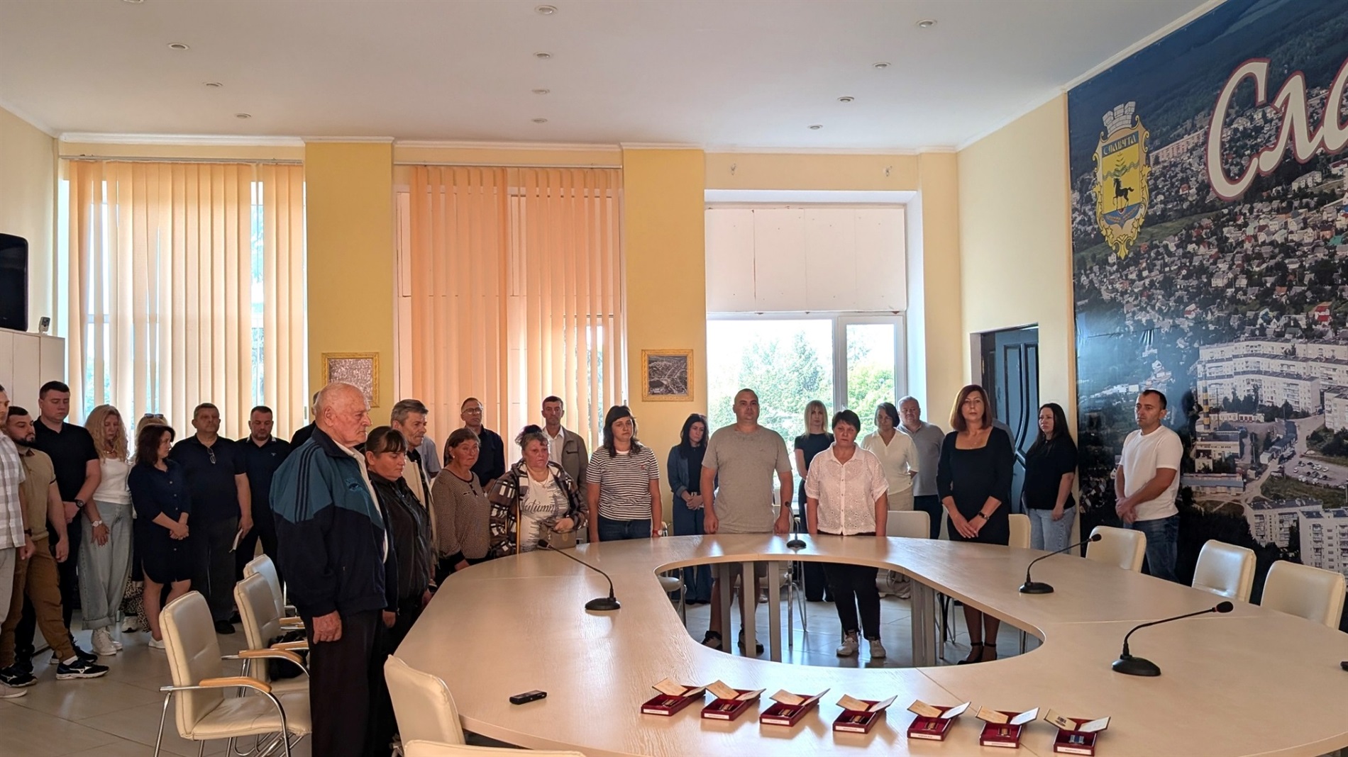 Рідним полеглих захисників зі Славутчини передали державні нагороди