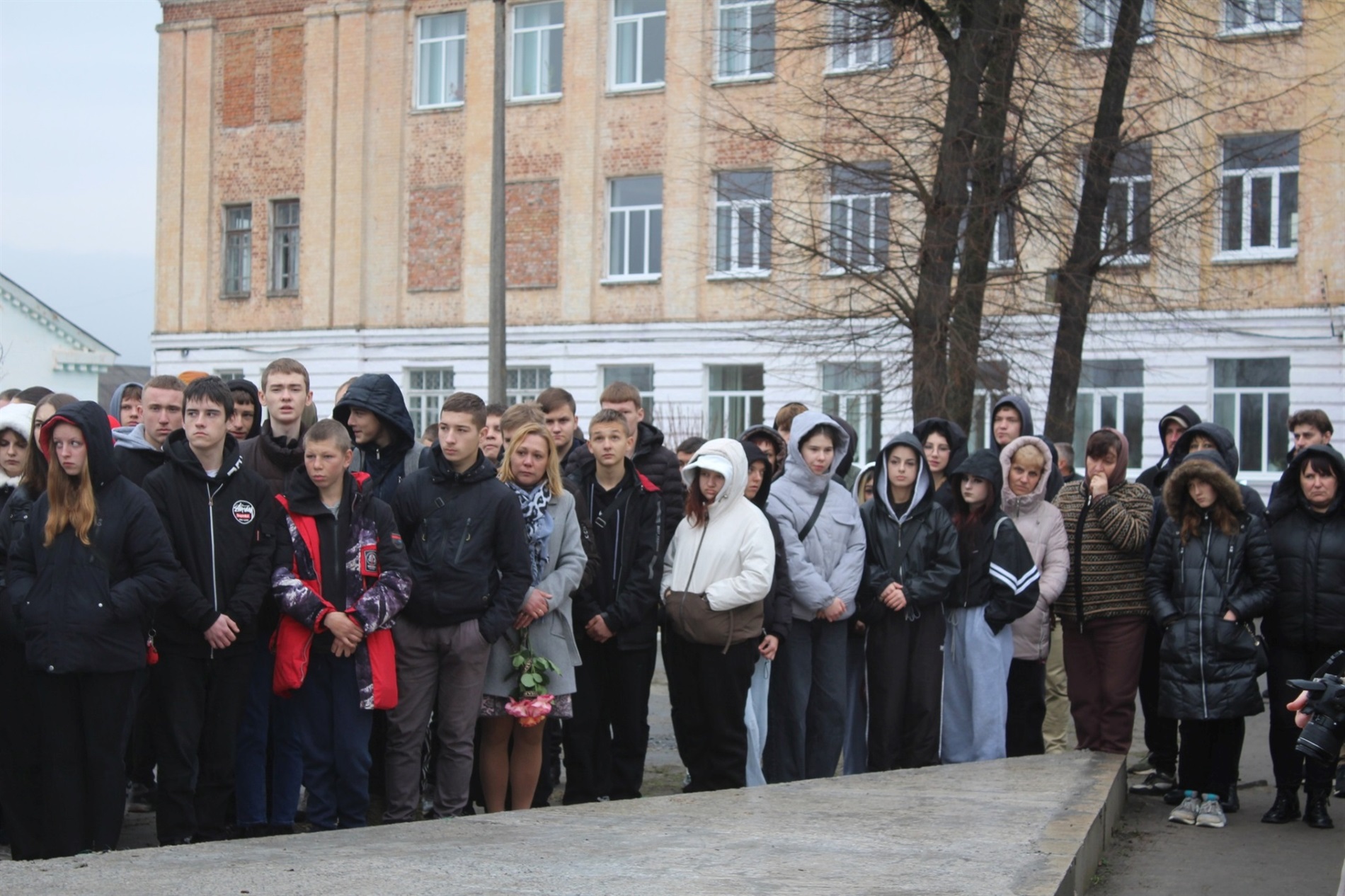 У серцях живих – 25 випускників Славутського професійного ліцею