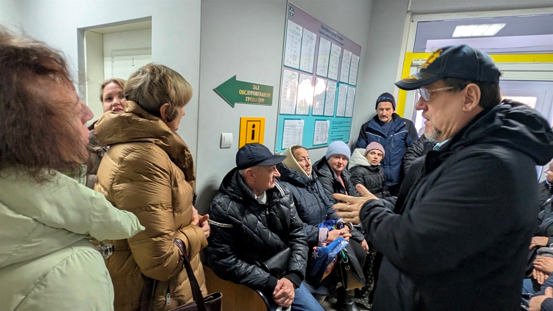 Ситуація у сервісному центрі Пенсійного фонду в Славуті потребує негайних змін