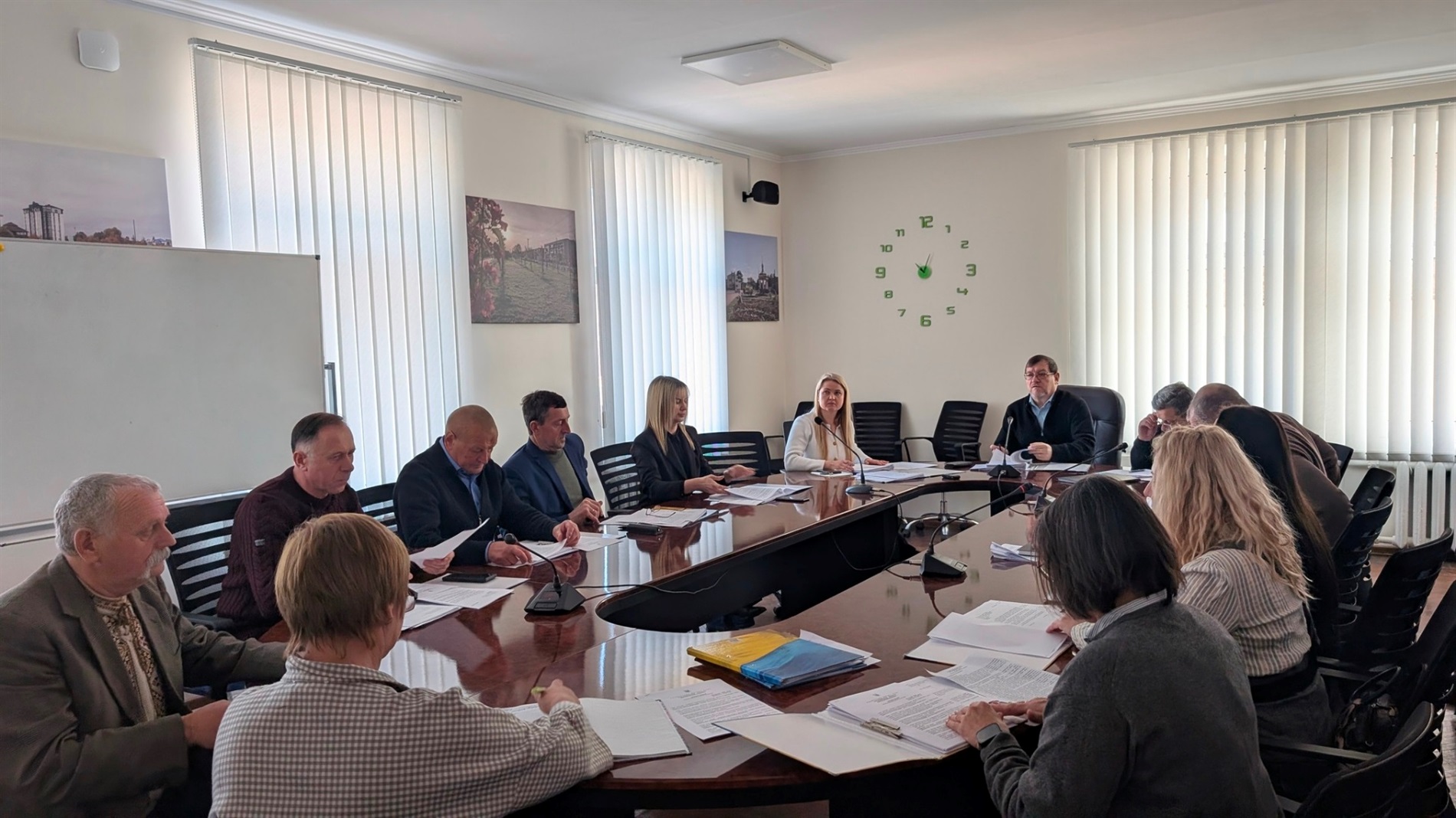 У Славуті на засіданні виконавчого комітету прийнято рішення щодо життєдіяльності громади