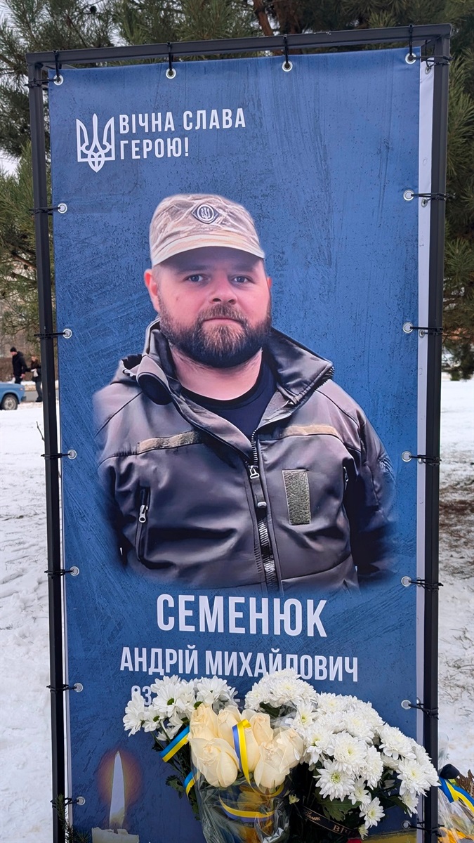 На Алеї Пам’яті «Наші Герої» встановили додаткові світлини Героїв-захисників