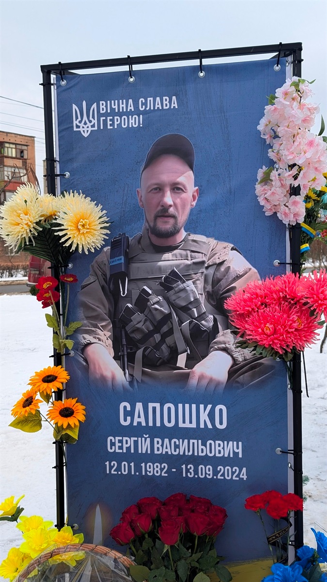 На Алеї Пам’яті «Наші Герої» встановили додаткові світлини Героїв-захисників