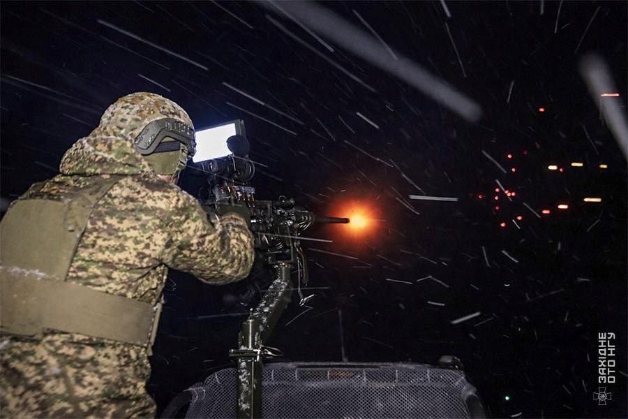 Нетішинські гвардійці тренуються відбивати атаки дронів