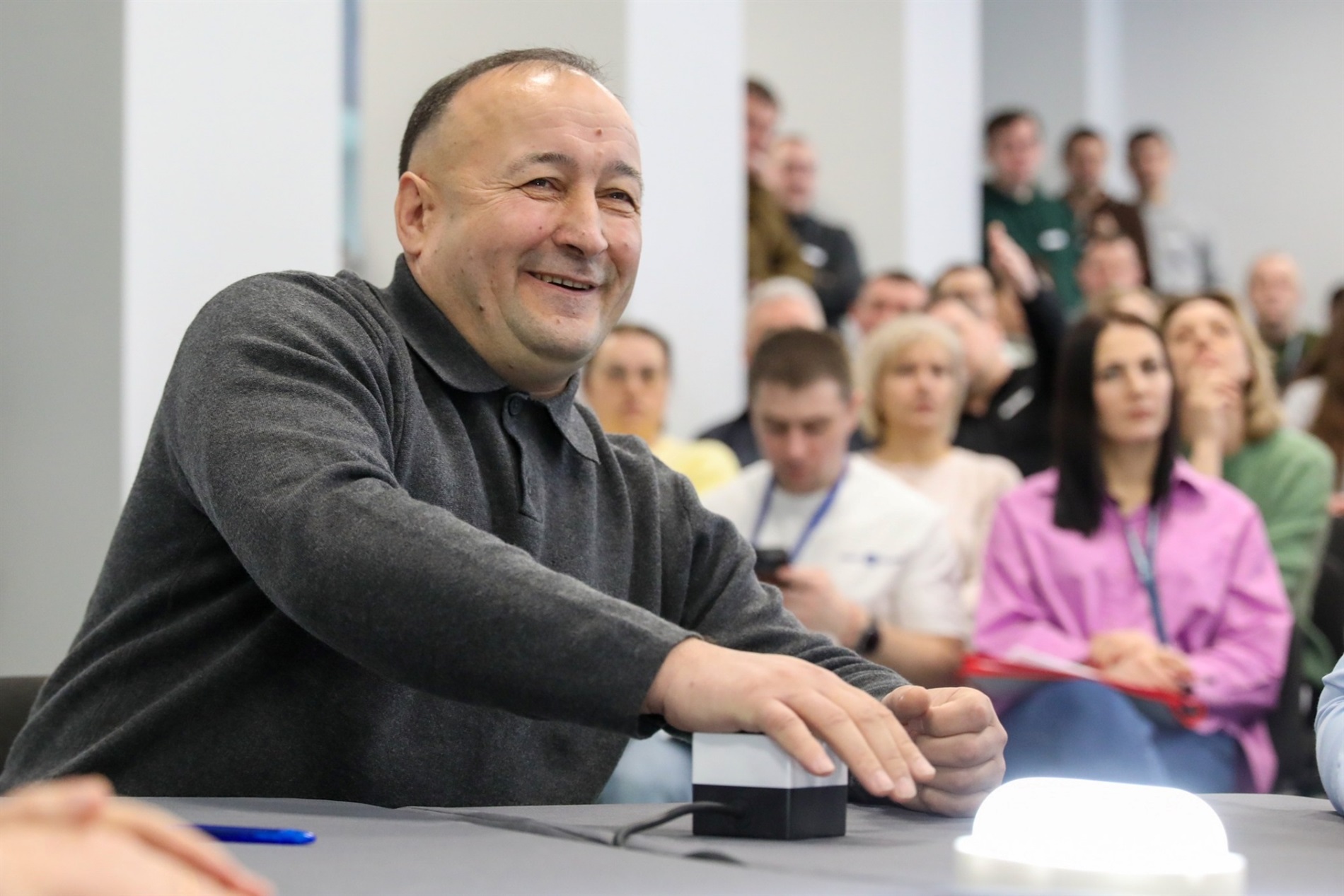 Завдяки інтелекту та розуму вдалося зібрати понад 40 тисяч гривень для фронту