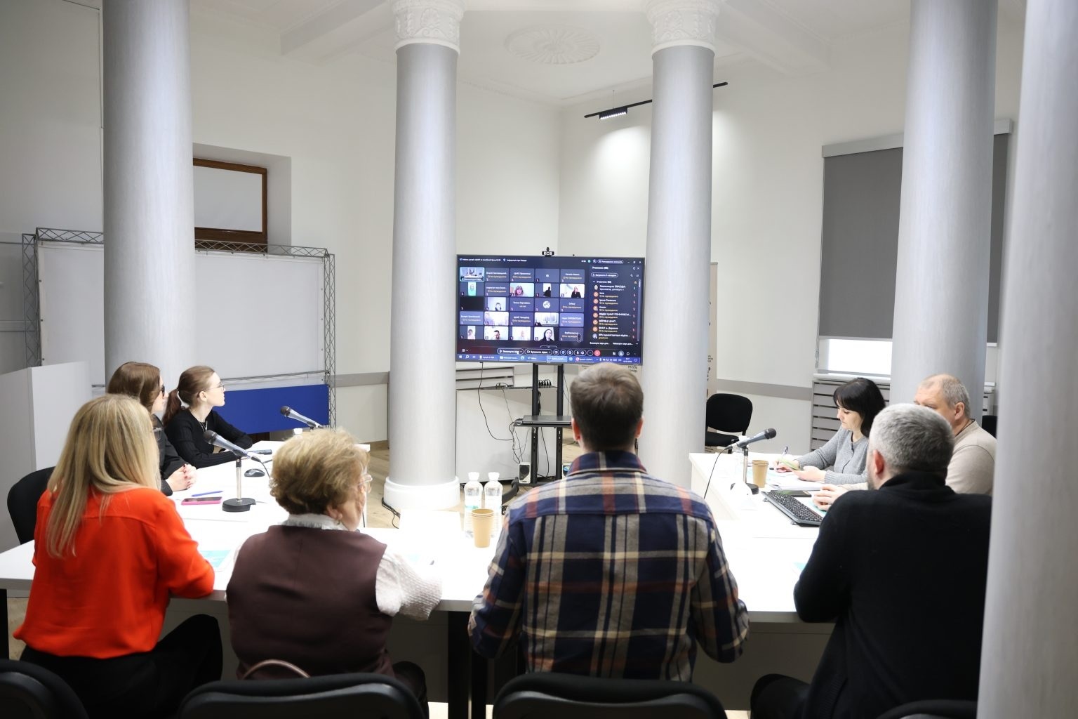 На Хмельниччині посилюють співпрацю ЦНАПів і Пенсійного фонду