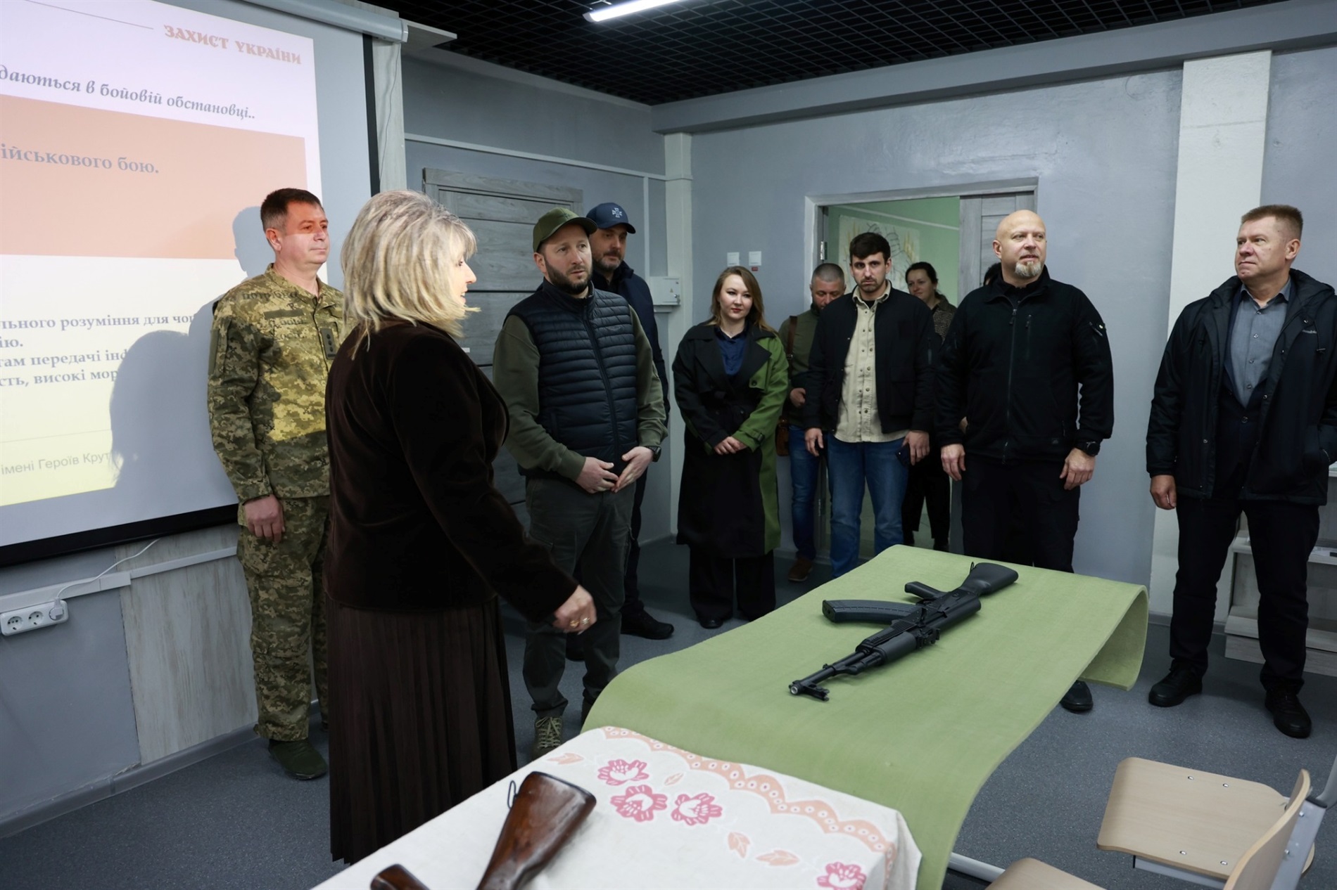 У Нетішинському ліцеї створили укриття, де можна повноцінно навчатися