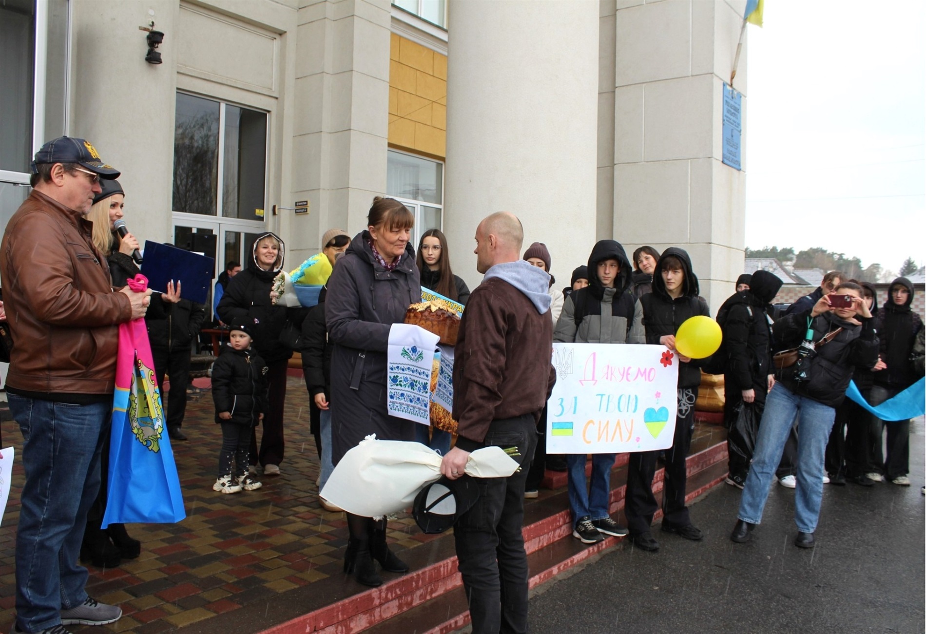 До рідної Славути з ворожого полону повернувся захисник України Володимир Шеремета