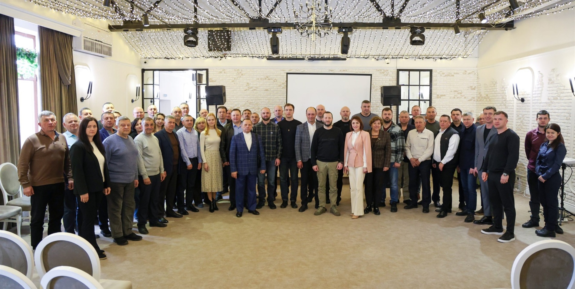 Громади Хмельниччини обговорили розвиток регіону на зустрічі у Шепетівці