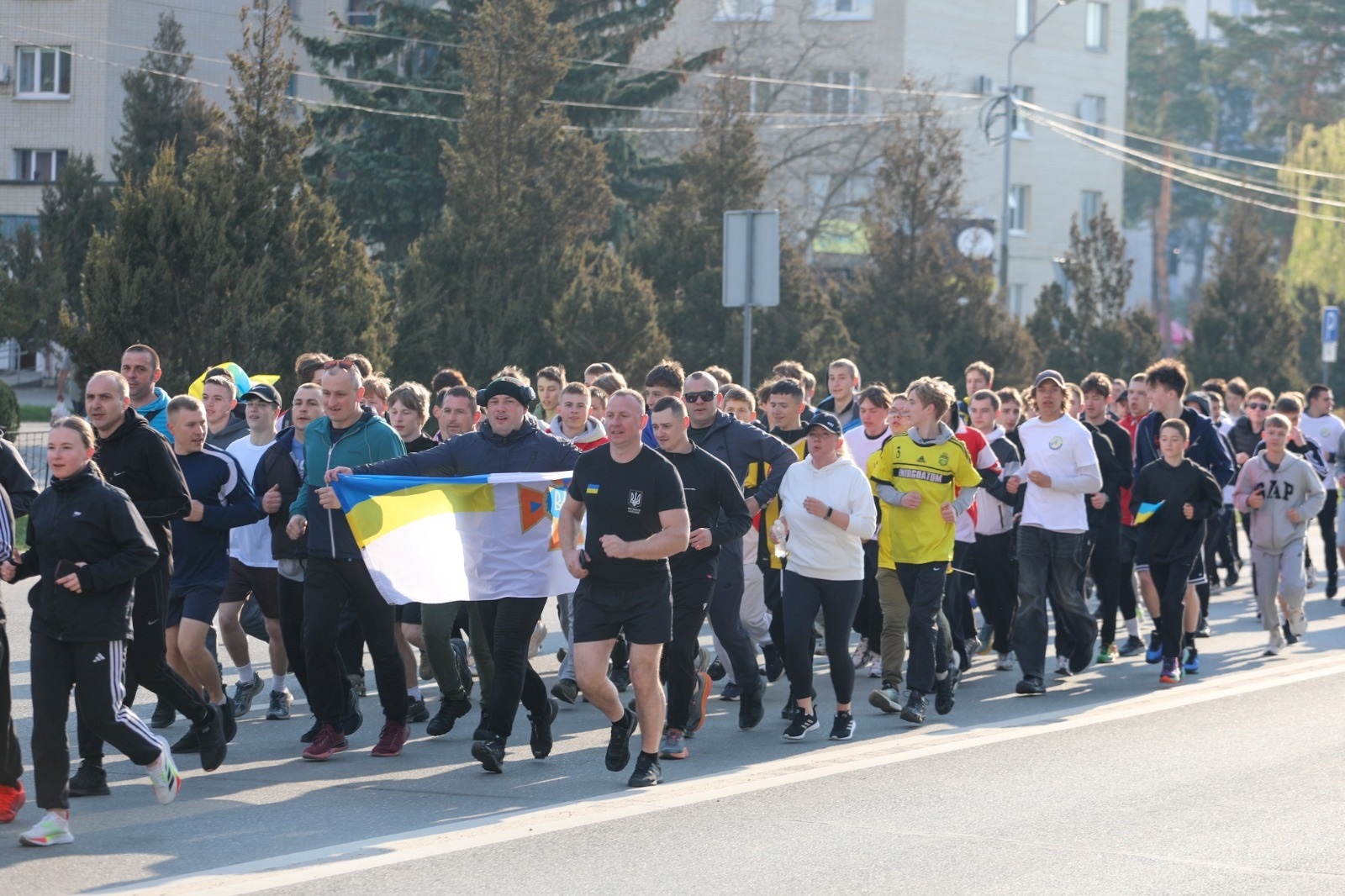 У Нетішині відбувся забіг на честь памʼяті полеглих захисників України