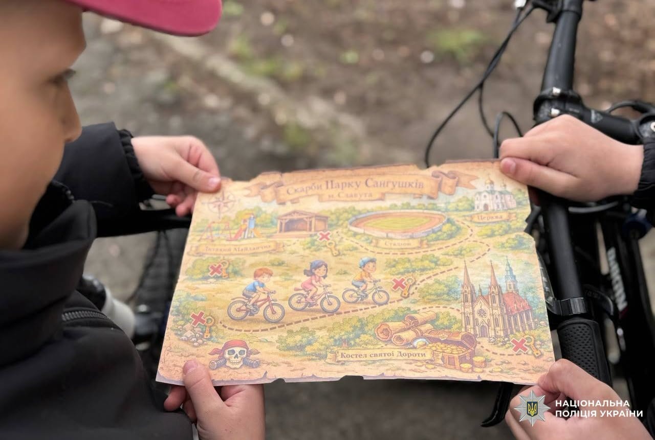 У Славуті освітні офіцери знайомили школярів із дорожньою грамотою через гру та пригоди