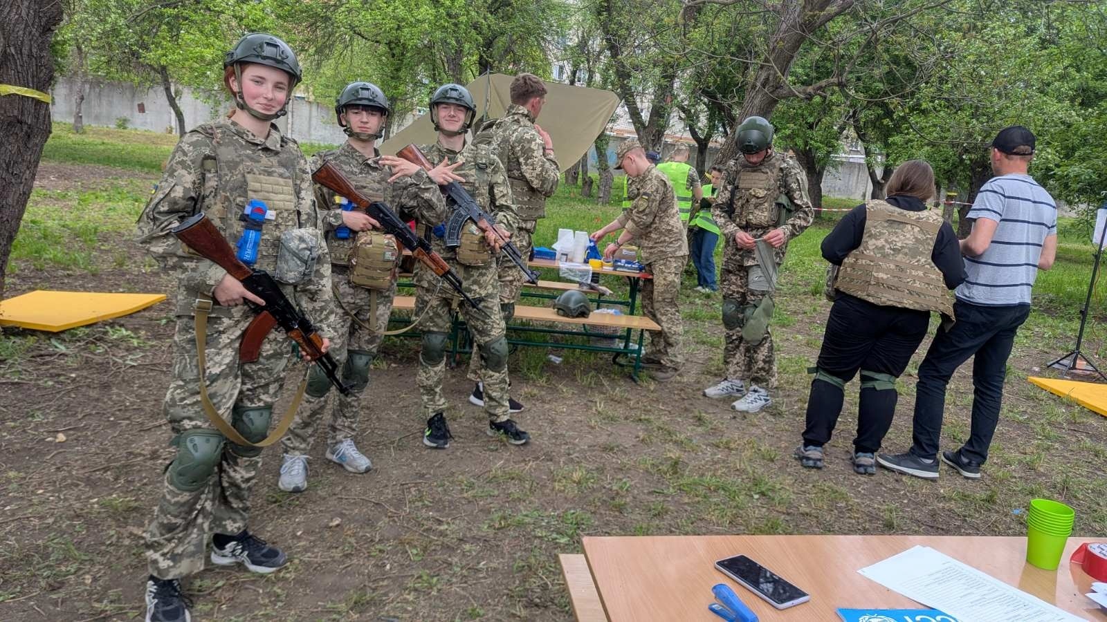 Команда зі Славути виборола «бронзу» на обласних змаганнях із «Захисту України»