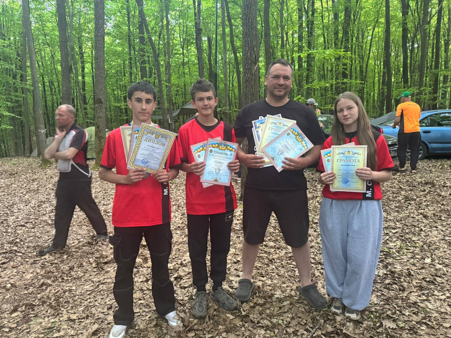 Славутчани перемогли в чемпіонатах області зі спортивного та велосипедного туризму