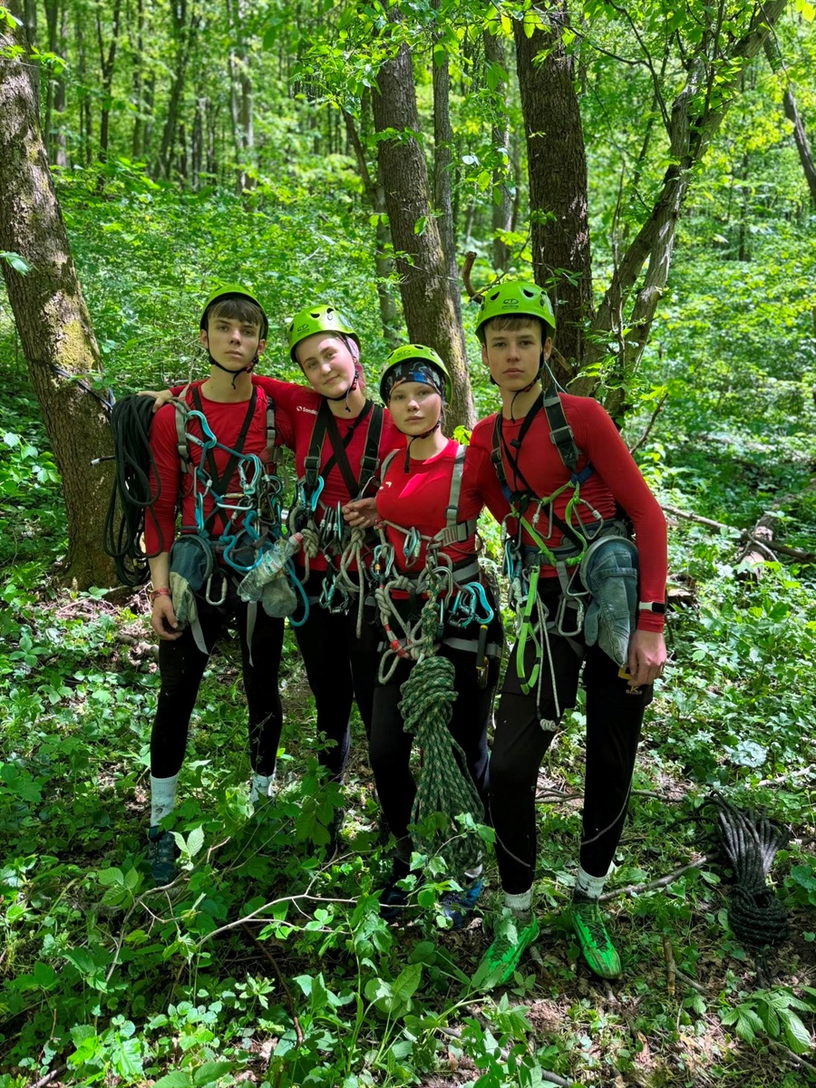 Славутчани перемогли в чемпіонатах області зі спортивного та велосипедного туризму