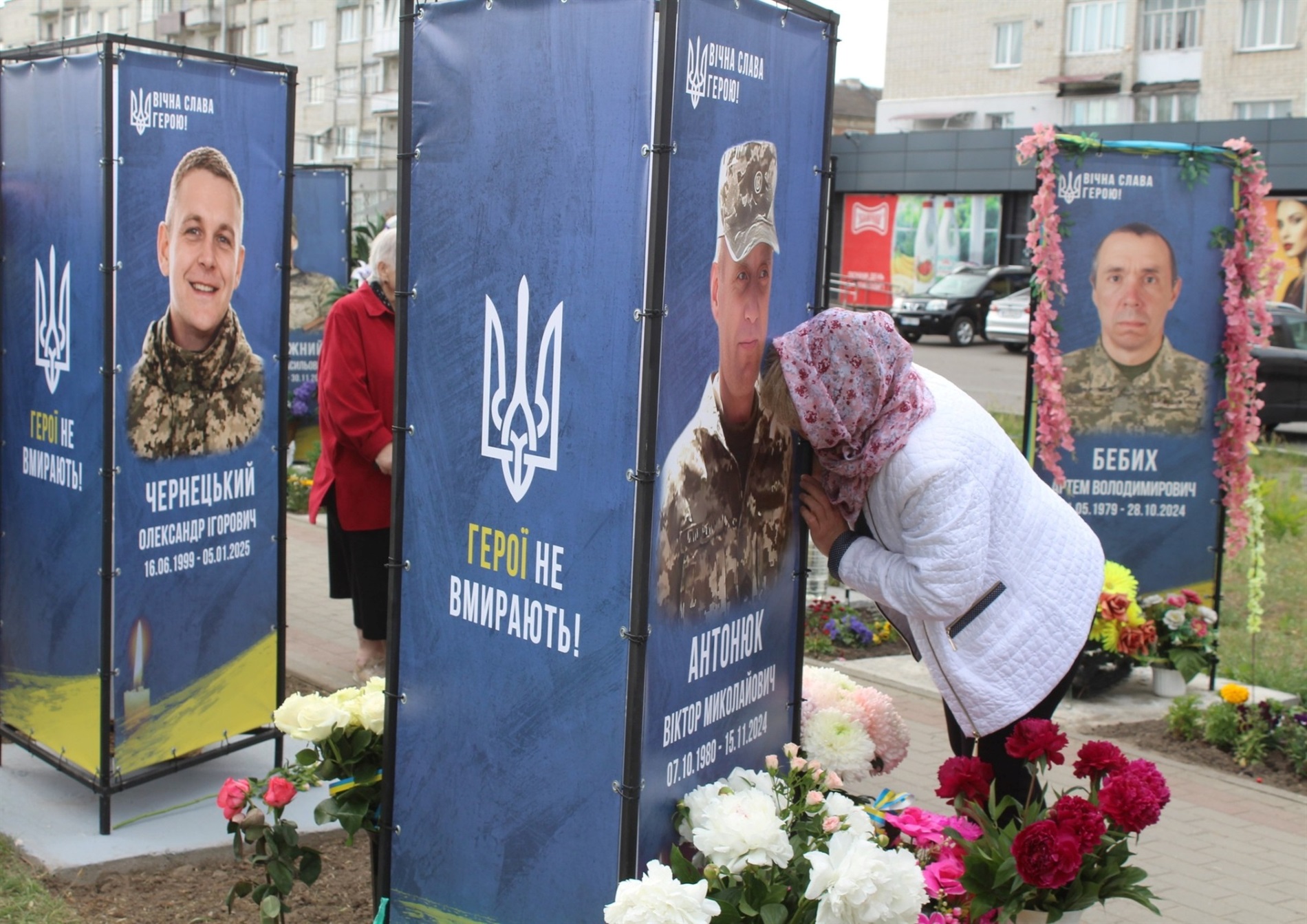 Алея пам’яті у Славуті поповнилася новими іменами Героїв