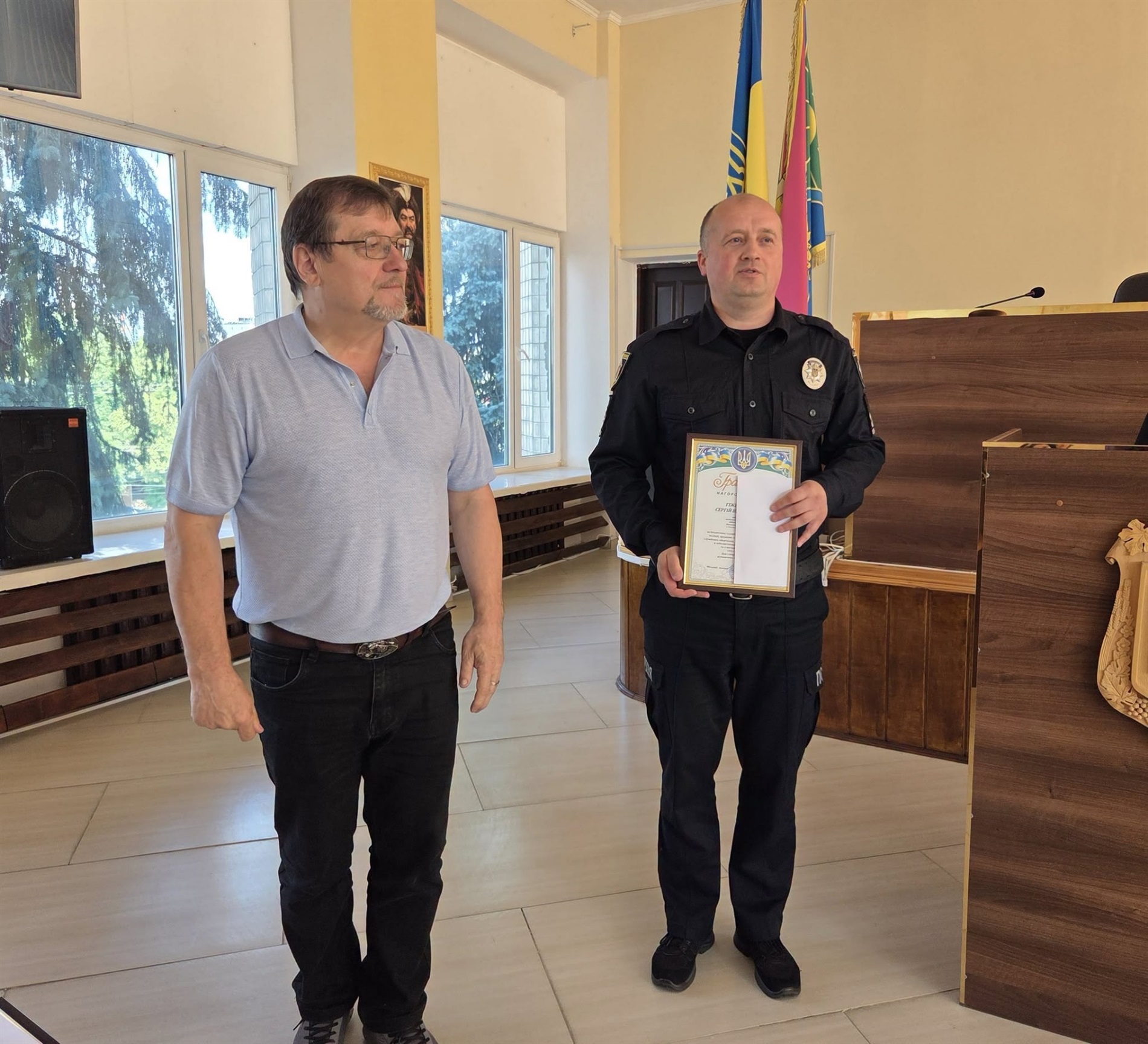 На варті спокою громади: у Славуті відзначили дільничних офіцерів поліції
