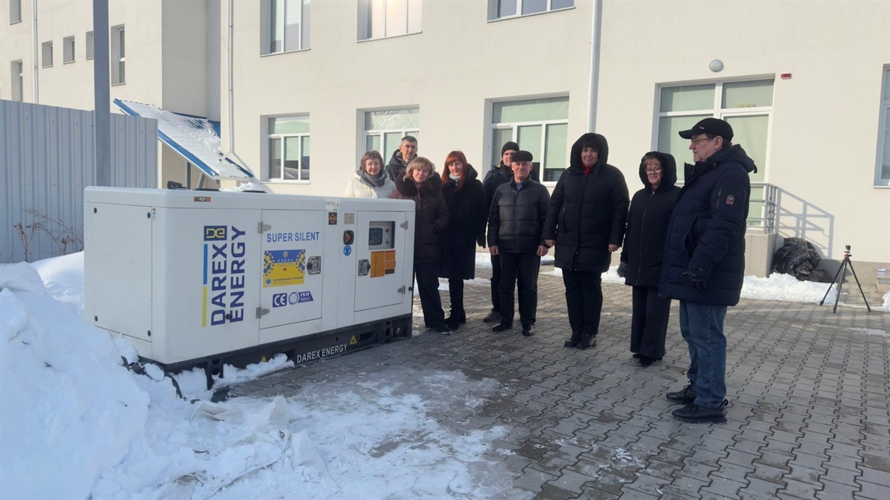 Славутська громада отримала потужний генератор від Тайваню
